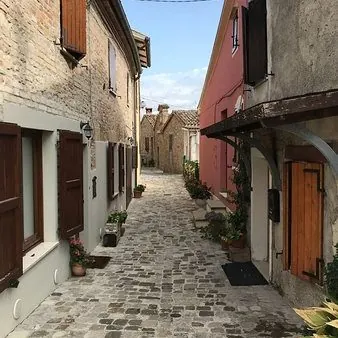 Montefelcino e Serrungarina